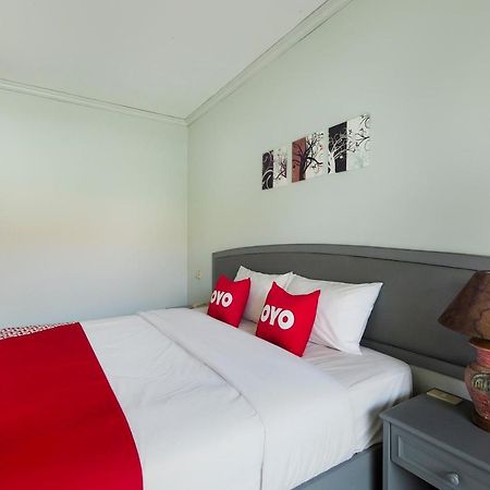 Oyo 859 Golden Land Hotel Chiang Rai Ngoại thất bức ảnh