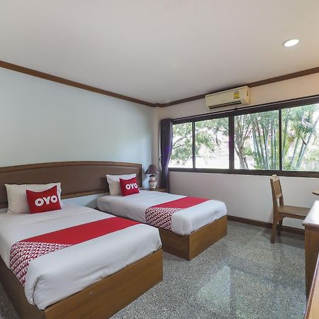 Oyo 859 Golden Land Hotel Chiang Rai Ngoại thất bức ảnh