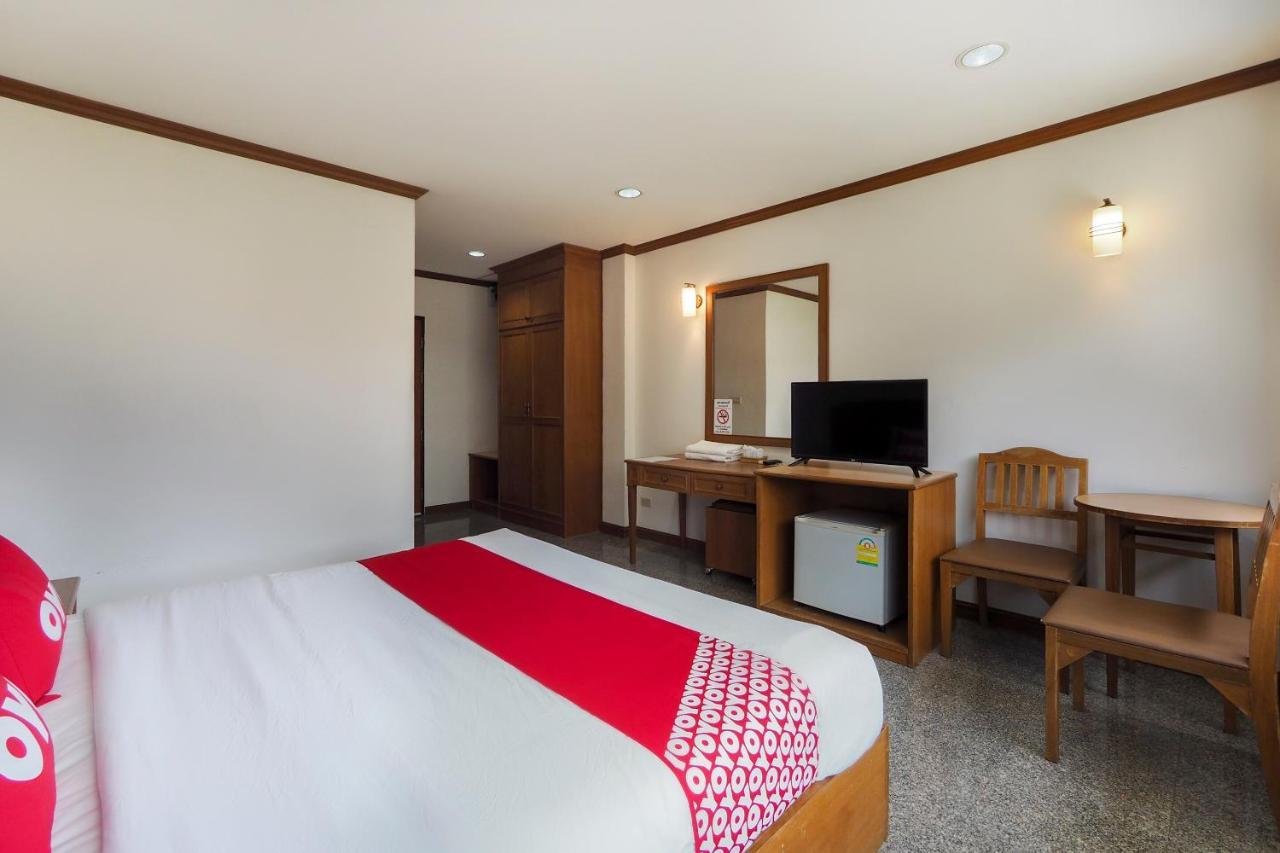 Oyo 859 Golden Land Hotel Chiang Rai Ngoại thất bức ảnh