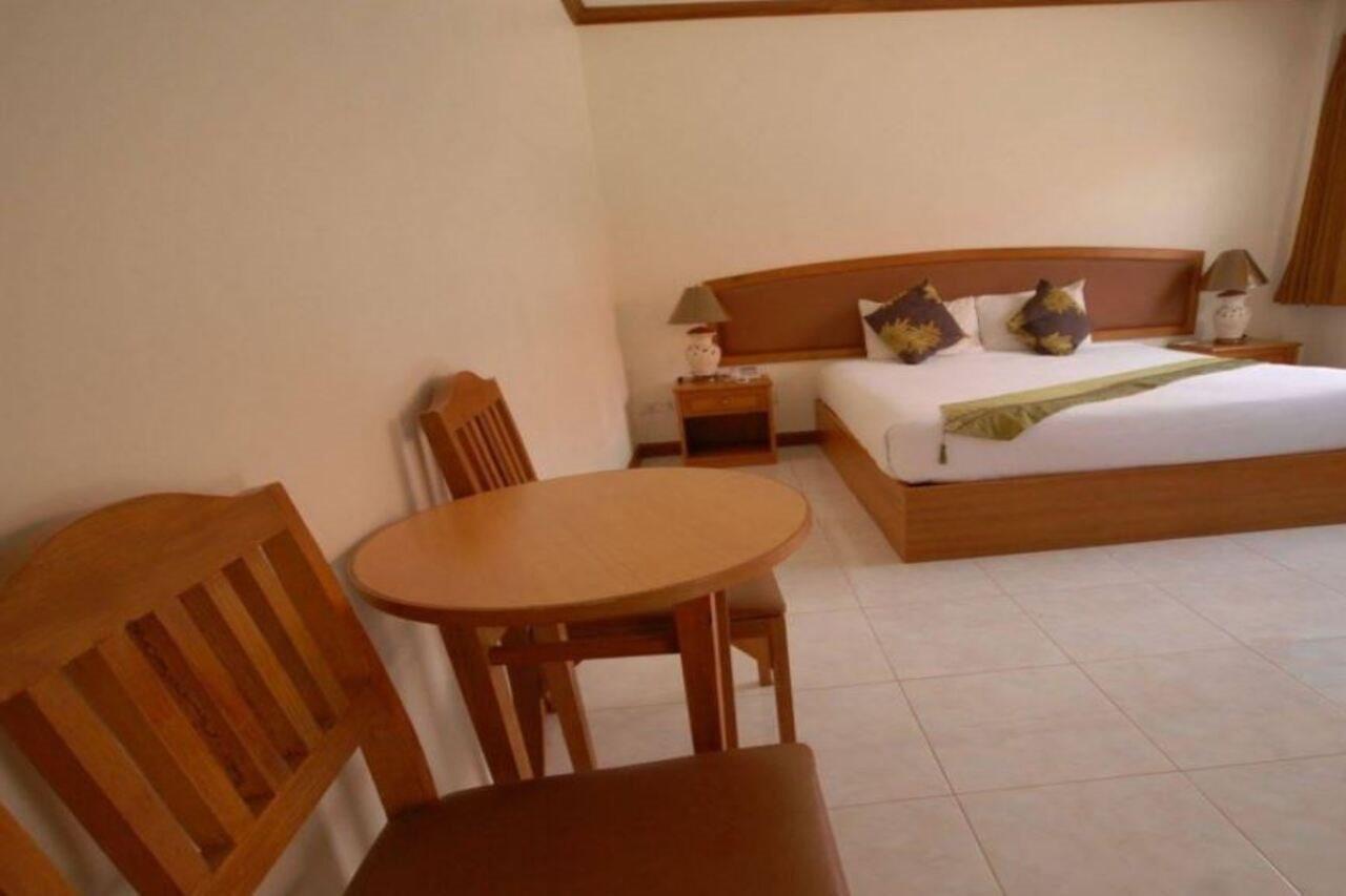 Oyo 859 Golden Land Hotel Chiang Rai Ngoại thất bức ảnh