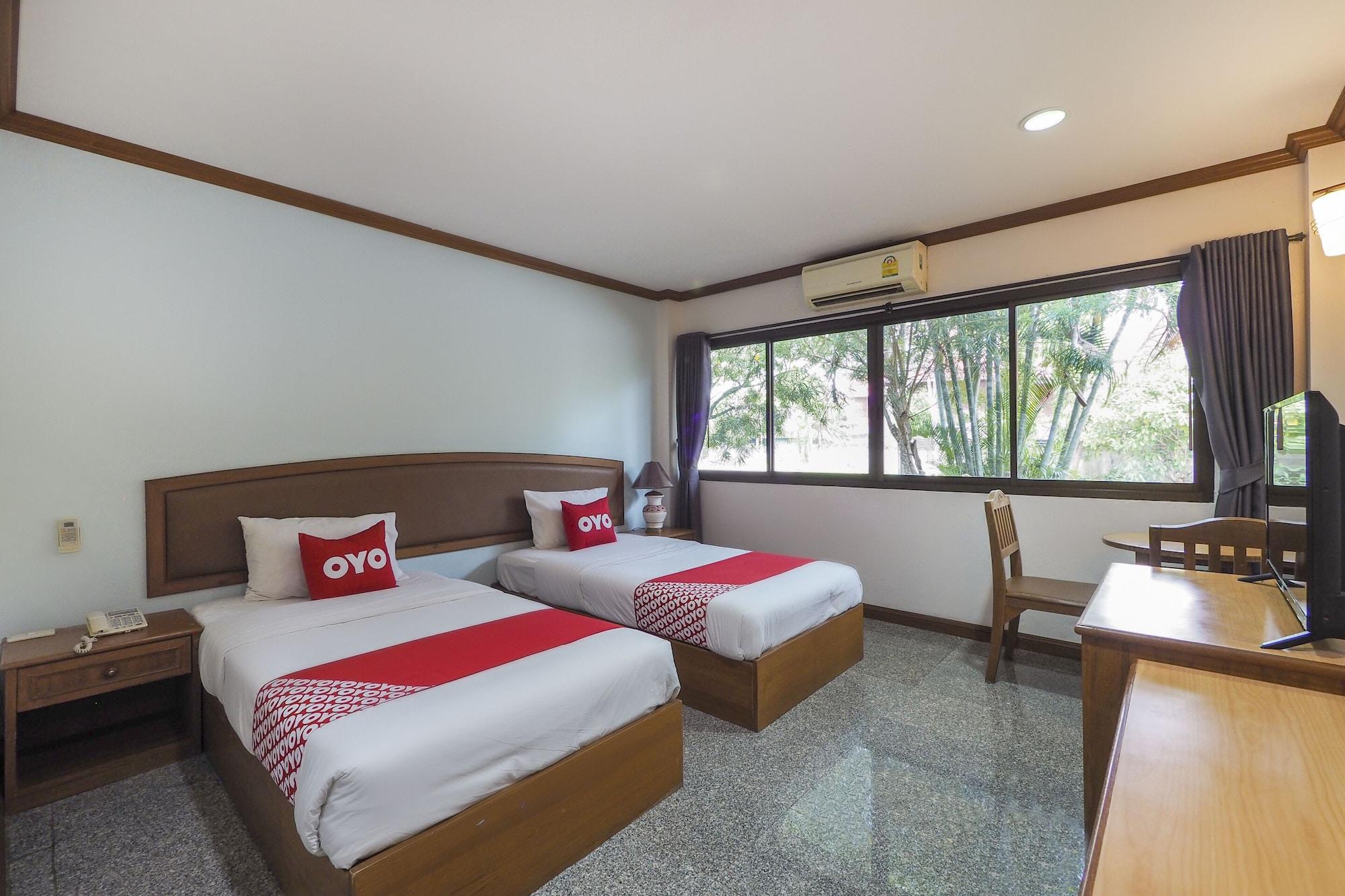 Oyo 859 Golden Land Hotel Chiang Rai Ngoại thất bức ảnh