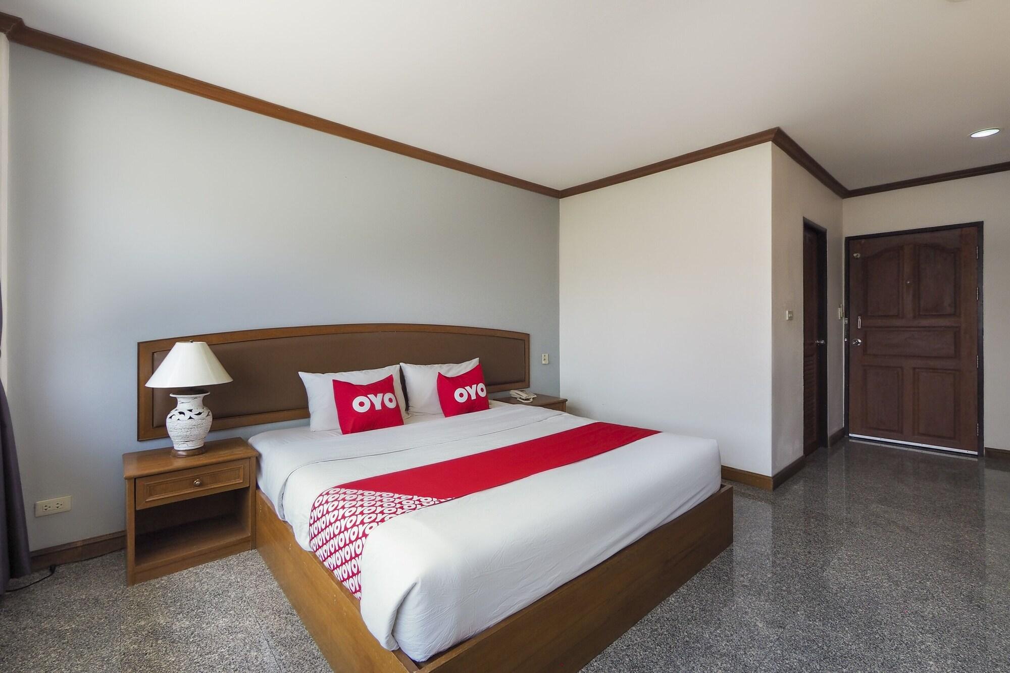 Oyo 859 Golden Land Hotel Chiang Rai Ngoại thất bức ảnh