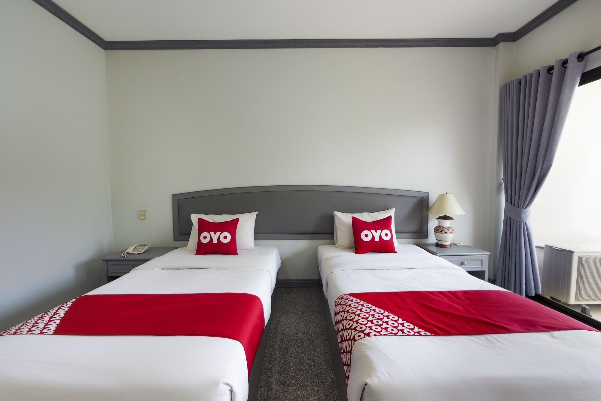 Oyo 859 Golden Land Hotel Chiang Rai Ngoại thất bức ảnh