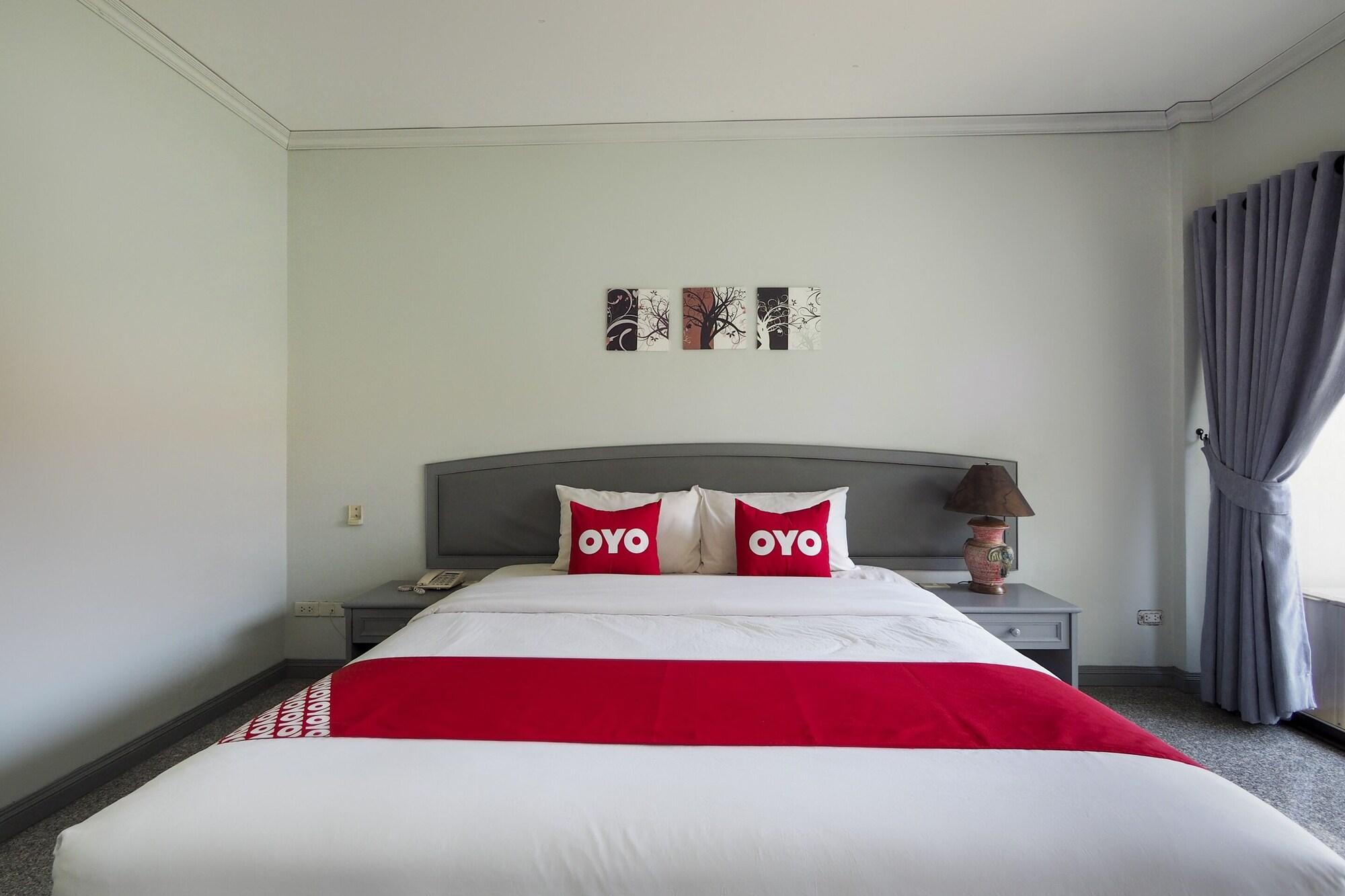 Oyo 859 Golden Land Hotel Chiang Rai Ngoại thất bức ảnh