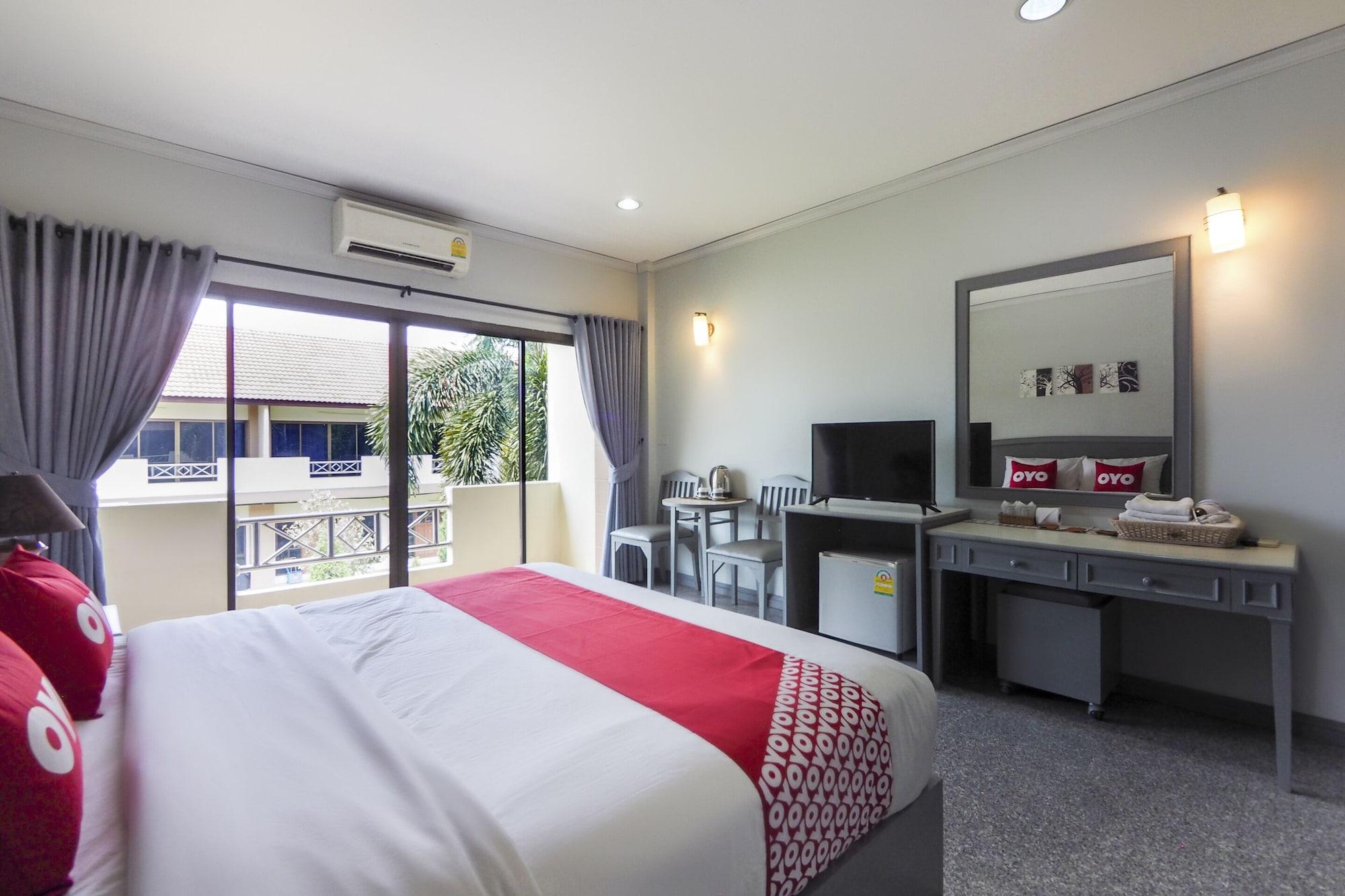 Oyo 859 Golden Land Hotel Chiang Rai Ngoại thất bức ảnh