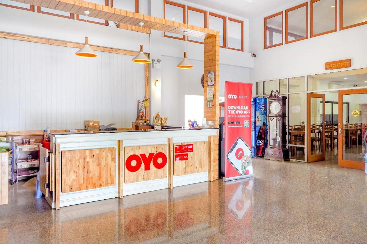 Oyo 859 Golden Land Hotel Chiang Rai Ngoại thất bức ảnh