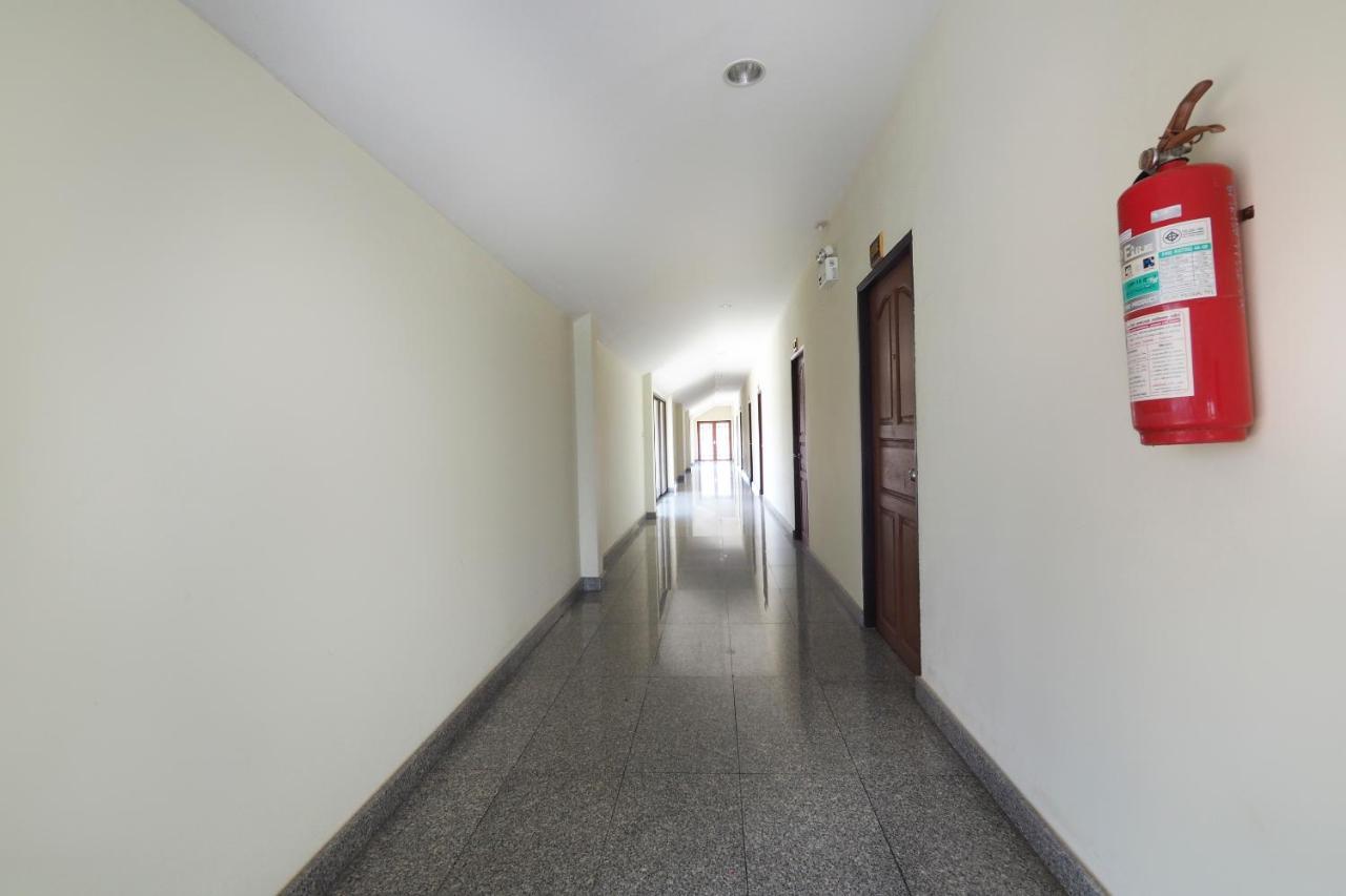 Oyo 859 Golden Land Hotel Chiang Rai Ngoại thất bức ảnh