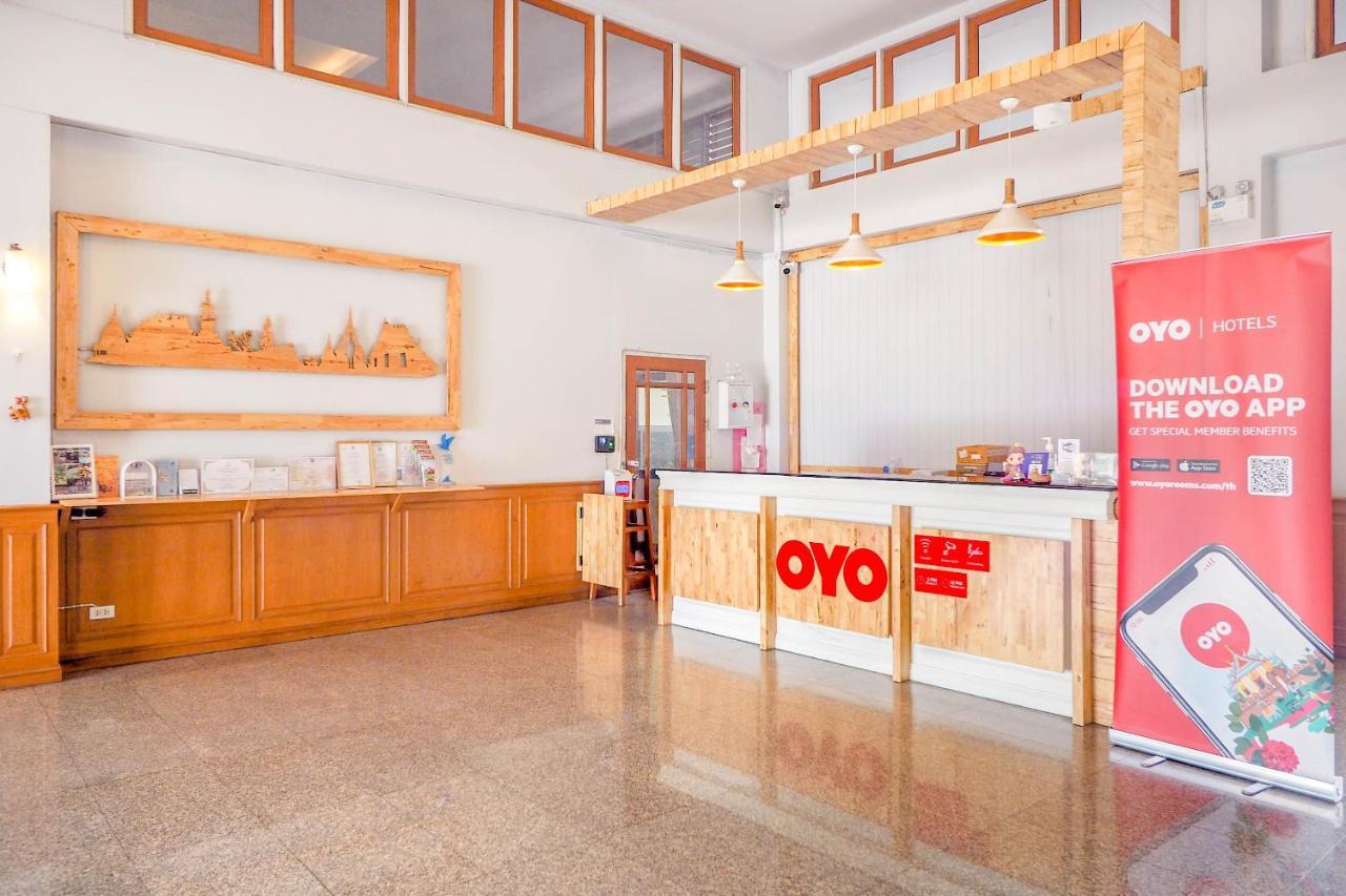 Oyo 859 Golden Land Hotel Chiang Rai Ngoại thất bức ảnh